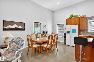 Interior photo 4 of 61112 HIGHWAY 855