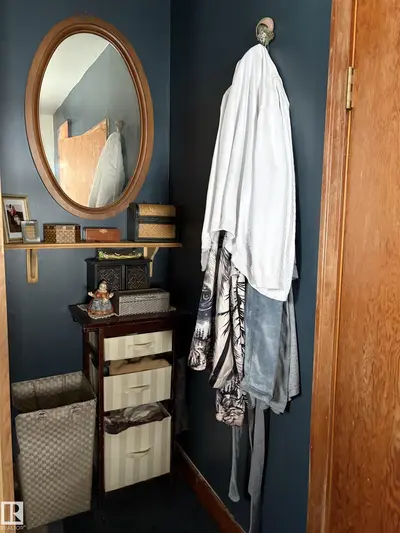 Interior photo 4 of 5117 52 AV