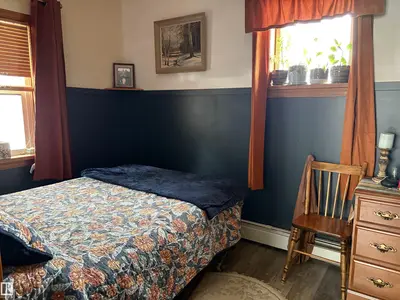 Interior photo 2 of 5117 52 AV