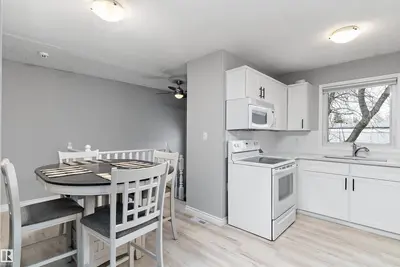 Interior photo 2 of 3742 53 ST