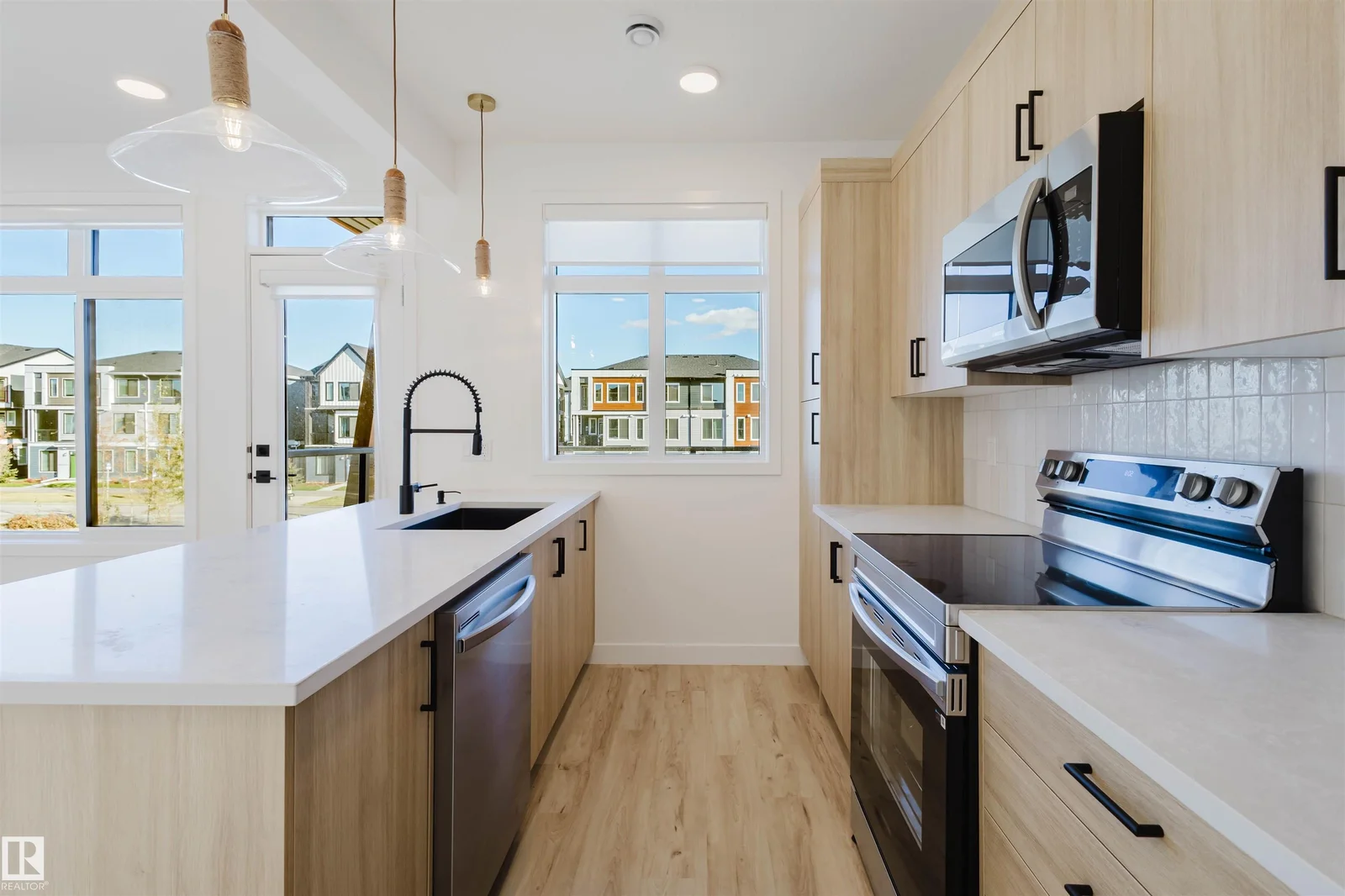 #23 16231 19 AV SW, Edmonton - 3 bedroom Townhouse for sale