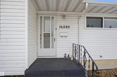 Interior photo 1 of 16049 95 AV NW