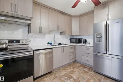 Interior photo 2 of 16049 95 AV NW