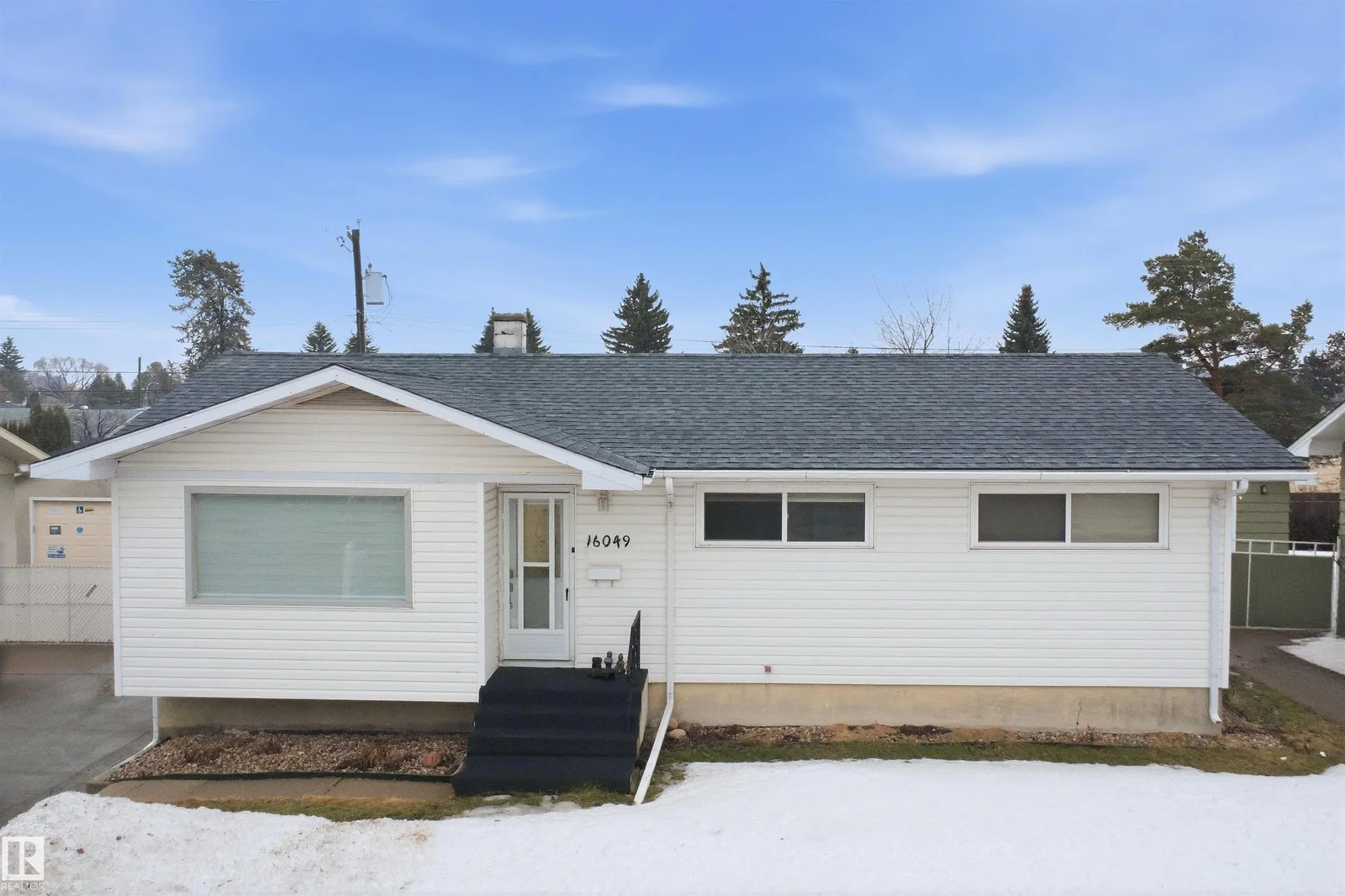 16049 95 AV NW, Edmonton - 4 bedroom Detached Single Family for sale