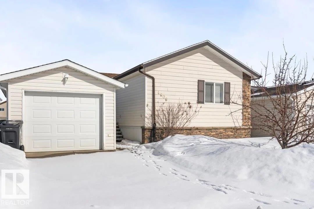 4606 Labrador RD, Cold Lake - 3 bedroom Single Family Residence for sale