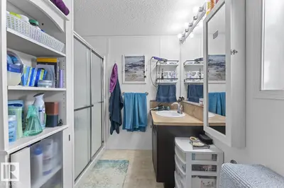 Interior photo 4 of 4606 Labrador RD