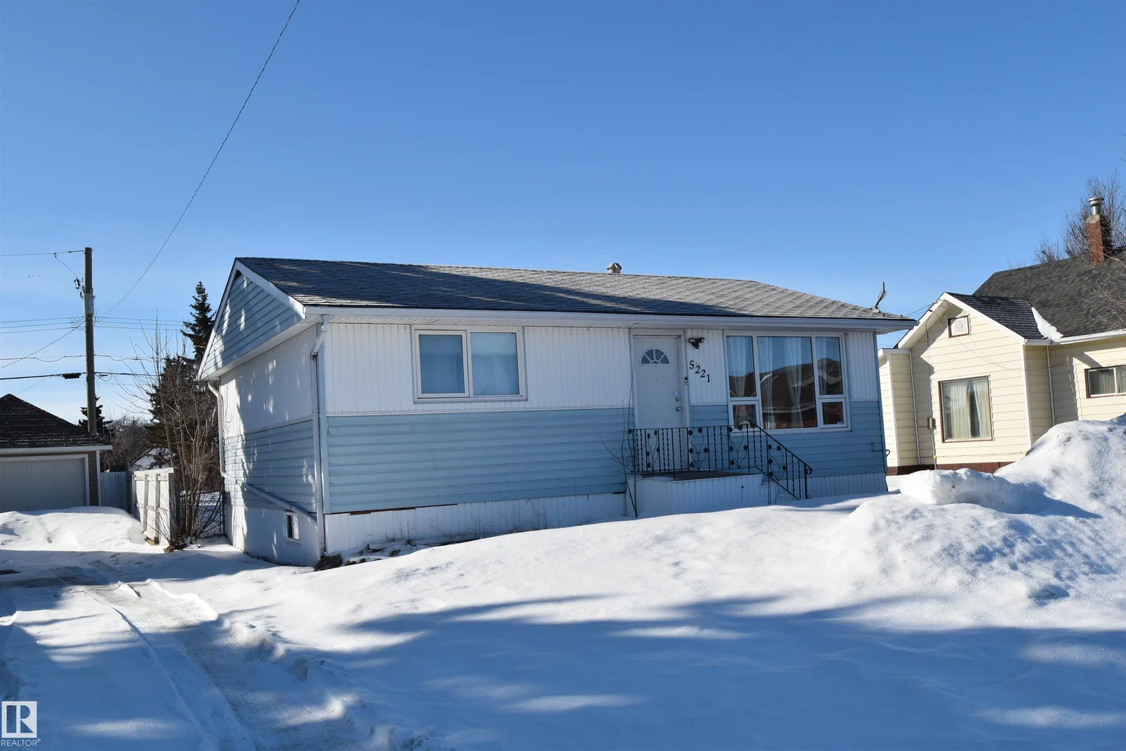 5221 49 AV, St. Paul Town - 3 bedroom Detached Single Family for sale