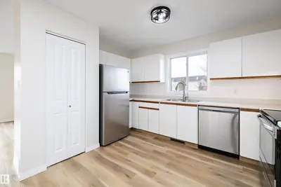 Interior photo 3 of 5914 162A AV NW