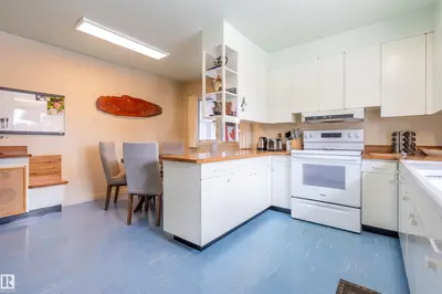 Interior photo 2 of 6909 FULTON DR NW