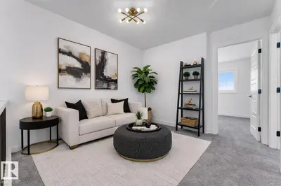 Interior photo 3 of 9827 107A AV
