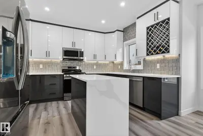 Interior photo 3 of 20 HAZELWOOD LN