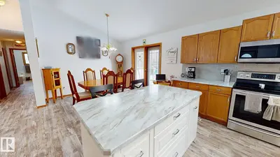 Interior photo 4 of 14 49410 Range Road 81