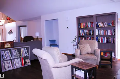Interior photo 3 of 26 SIMONETTE CR