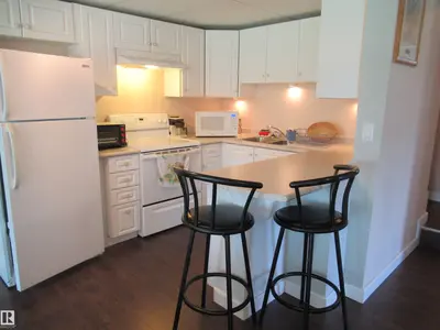 Interior photo 4 of 760 Mission BE