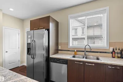 Interior photo 4 of #25 655 Watt Blvd SW