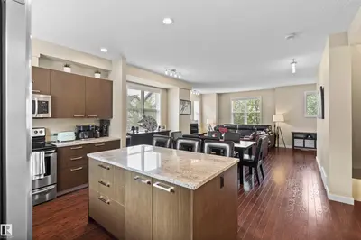 Interior photo 2 of #25 655 Watt Blvd SW