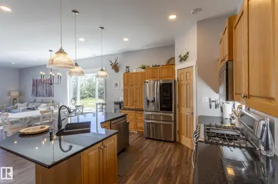Interior photo 1 of 14 Kos ST