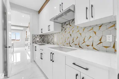 Interior photo 3 of 4313 36 ST