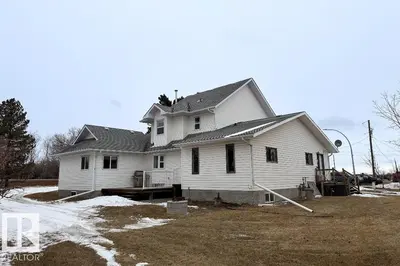 Interior photo 1 of 50423 RGE RD 190 (HWY 834)
