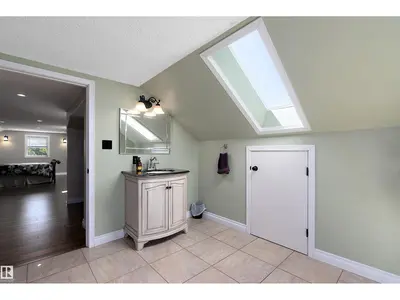 Interior photo 3 of 48114 RGE RD 262