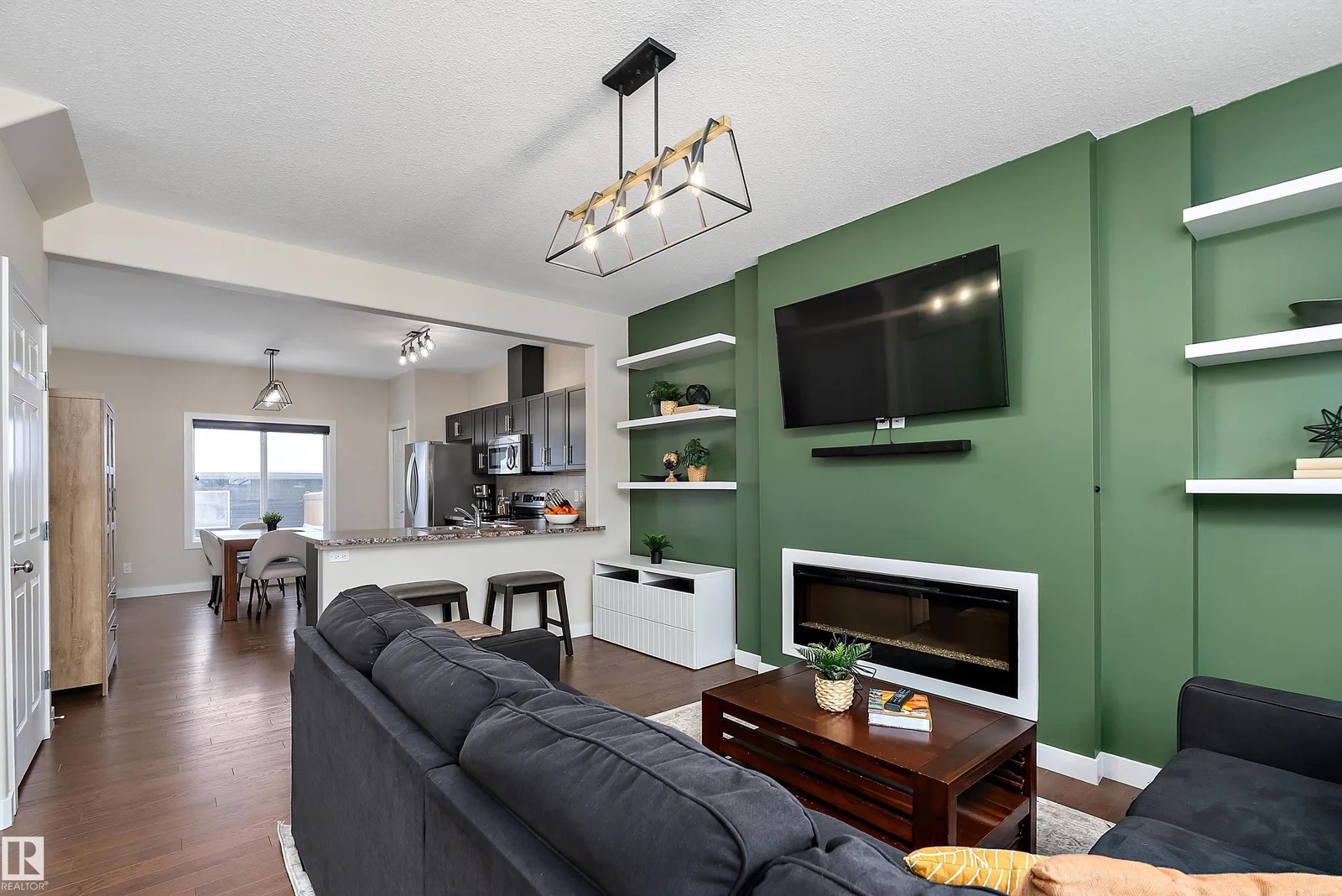 368 PIONEER RD, Spruce Grove - 3 bedroom Duplex for sale