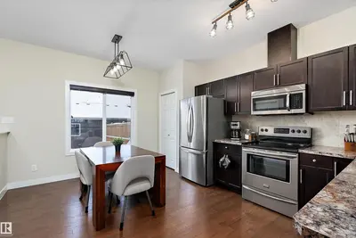 Interior photo 2 of 368 PIONEER RD