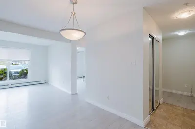 Interior photo 2 of #113 309 CLAREVIEW STATION DR NW