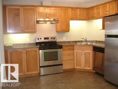 Interior photo 2 of #1204 330 CLAREVIEW STATION DR NW