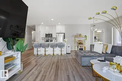 Interior photo 3 of #155 1818 RUTHERFORD RD SW