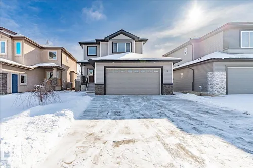 41 Southbridge DR, Calmar - $458,000