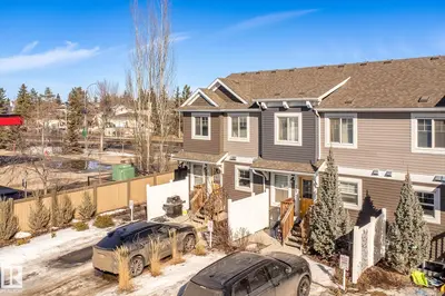 Interior photo 1 of #76 330 BULYEA RD NW