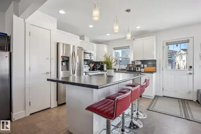 Interior photo 4 of #76 330 BULYEA RD NW