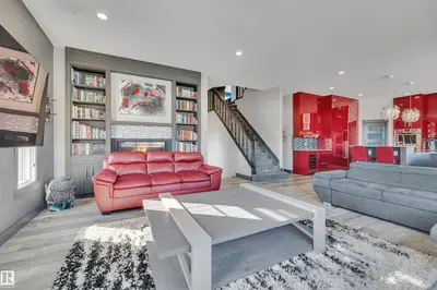 Interior photo 2 of 136 KIRPATRICK CR