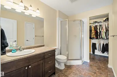 Interior photo 3 of 3105-901 16 ST