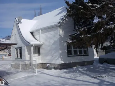 Interior photo 1 of 5118 53 ST