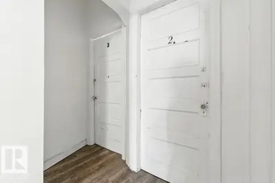 Interior photo 1 of 10260 95 ST NW