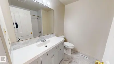 Interior photo 4 of 363 RICHFIELD RD NW