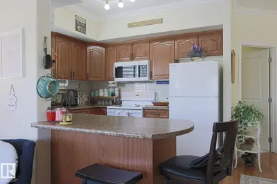 Interior photo 4 of #314 8528 82 AV NW