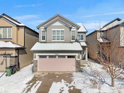 Interior photo 1 of 6116 10 AV SW