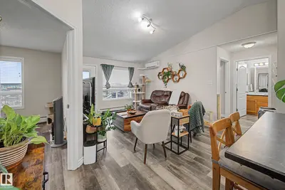 Interior photo 2 of #1410 7339 SOUTH TERWILLEGAR DR NW