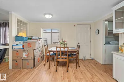 Interior photo 2 of 1063 LAKELAND CR