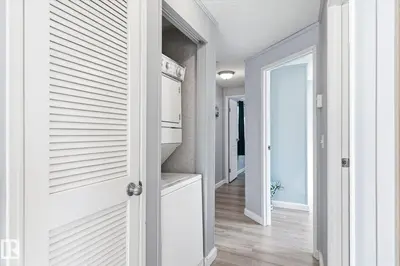 Interior photo 3 of 1160 Aspen DR W