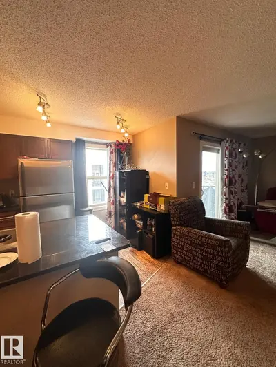 Interior photo 2 of #419 11808 22 AV SW SW