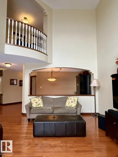 Interior photo 4 of 11716 11A AV NW