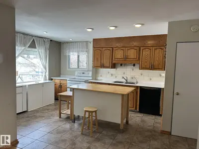 Interior photo 1 of 9128 83 ST NW