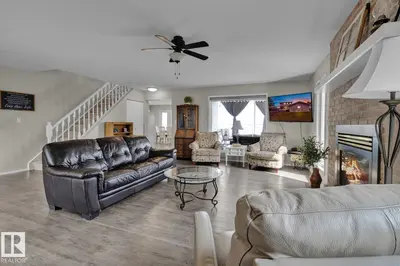 Interior photo 2 of 6510 50 Ave