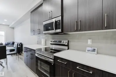 Interior photo 4 of 343 EDGEMONT DR NW