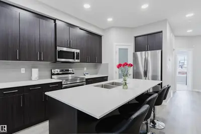 Interior photo 3 of 343 EDGEMONT DR NW