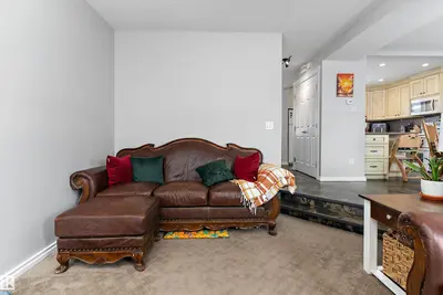 Interior photo 4 of #9 4403 RIVERBEND RD NW