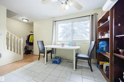 Interior photo 3 of 774 ABBOTTSFIELD RD NW NW